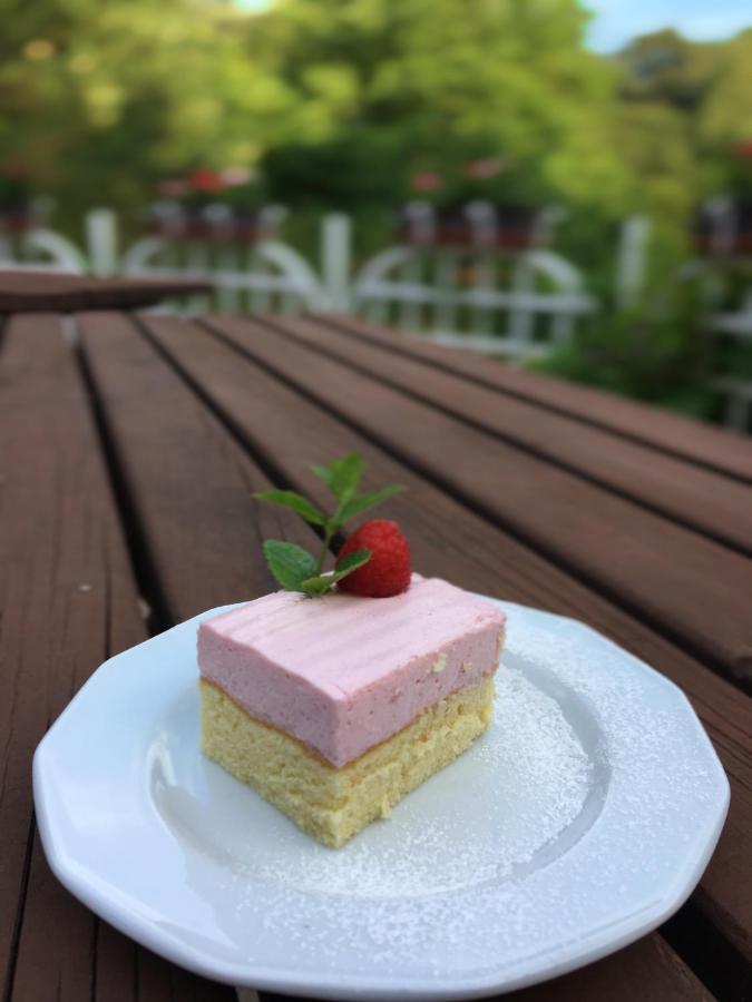 Cseri Kastelyszallo Tótvázsony Exteriör bild